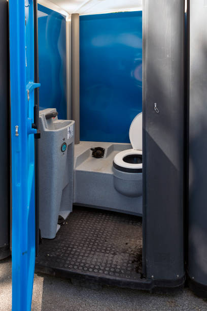 Portable Toilet Options We Offer in Factoryville, PA